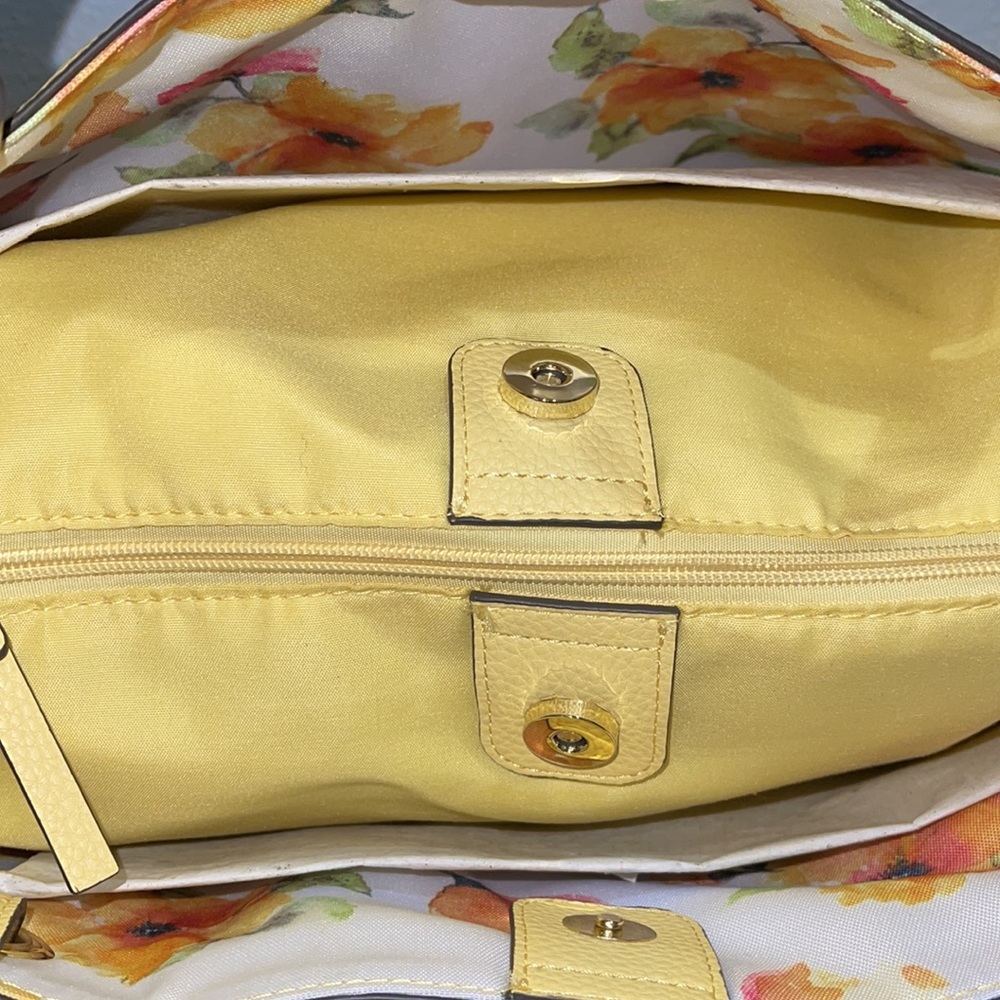 Nanette Lenore Purse. - Picture 5 of 9